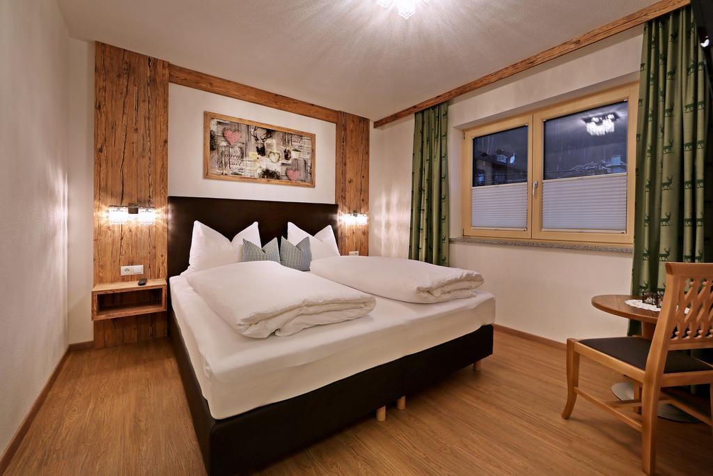Landhaus & Apartment Taxach Ried im Zillertal Exteriör bild