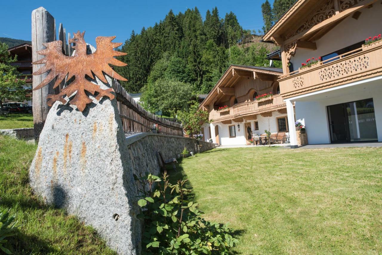 Landhaus & Apartment Taxach Ried im Zillertal Exteriör bild
