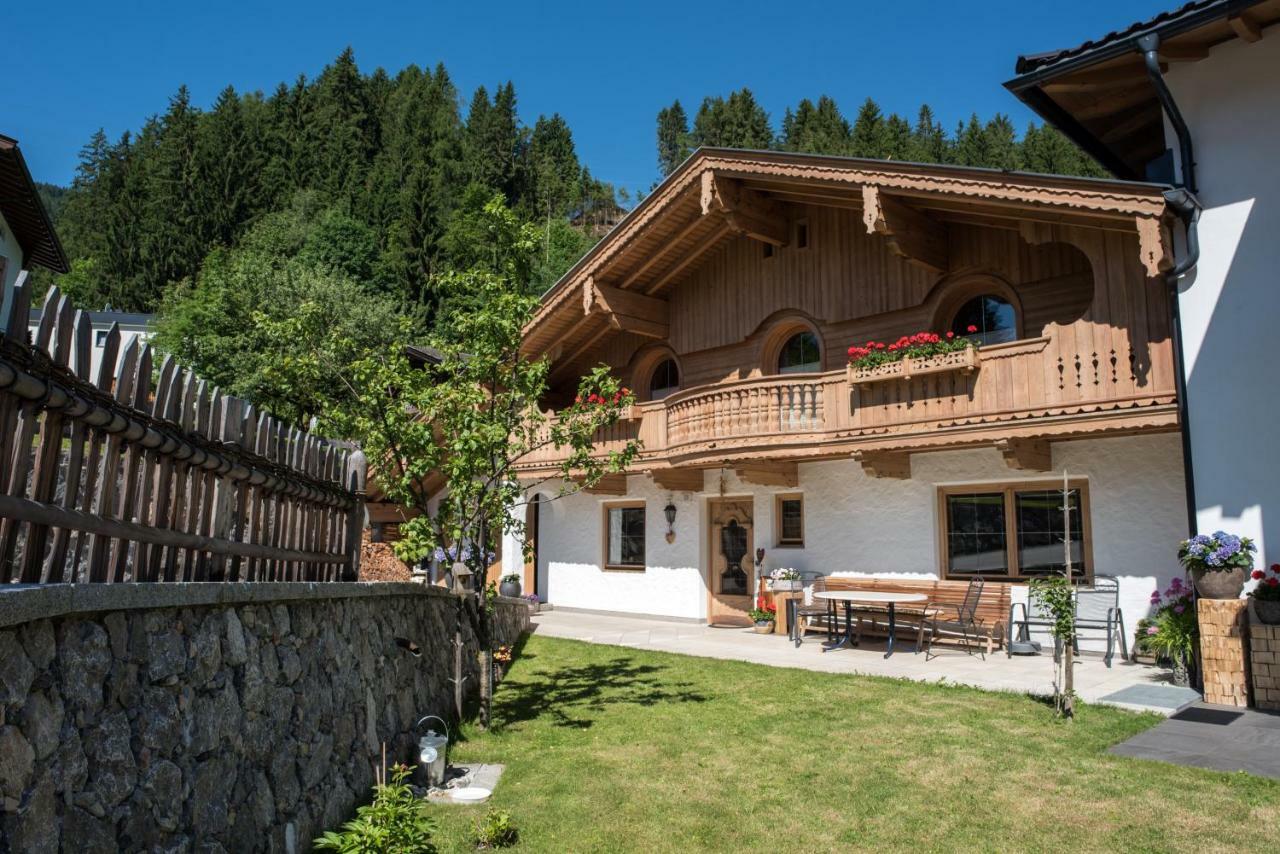 Landhaus & Apartment Taxach Ried im Zillertal Exteriör bild