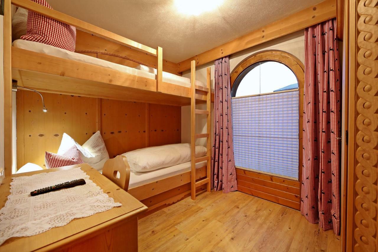 Landhaus & Apartment Taxach Ried im Zillertal Exteriör bild