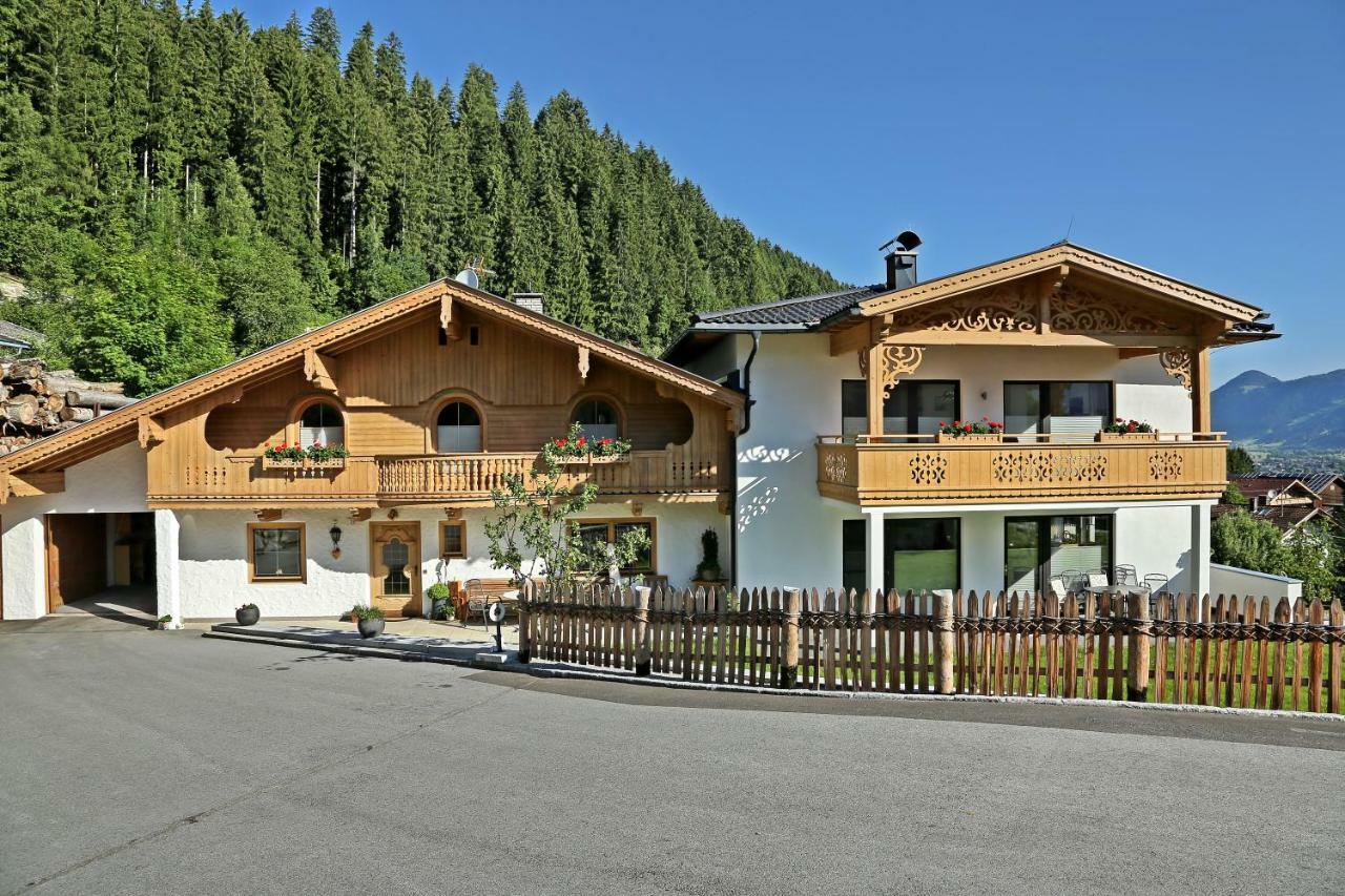 Landhaus & Apartment Taxach Ried im Zillertal Exteriör bild